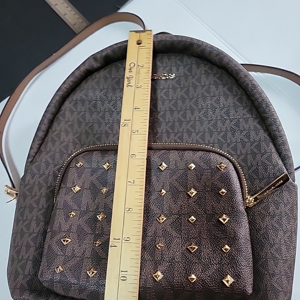 Michael Kors Medium Erin  Backpack In Brown Acorn - Picture 8 of 9